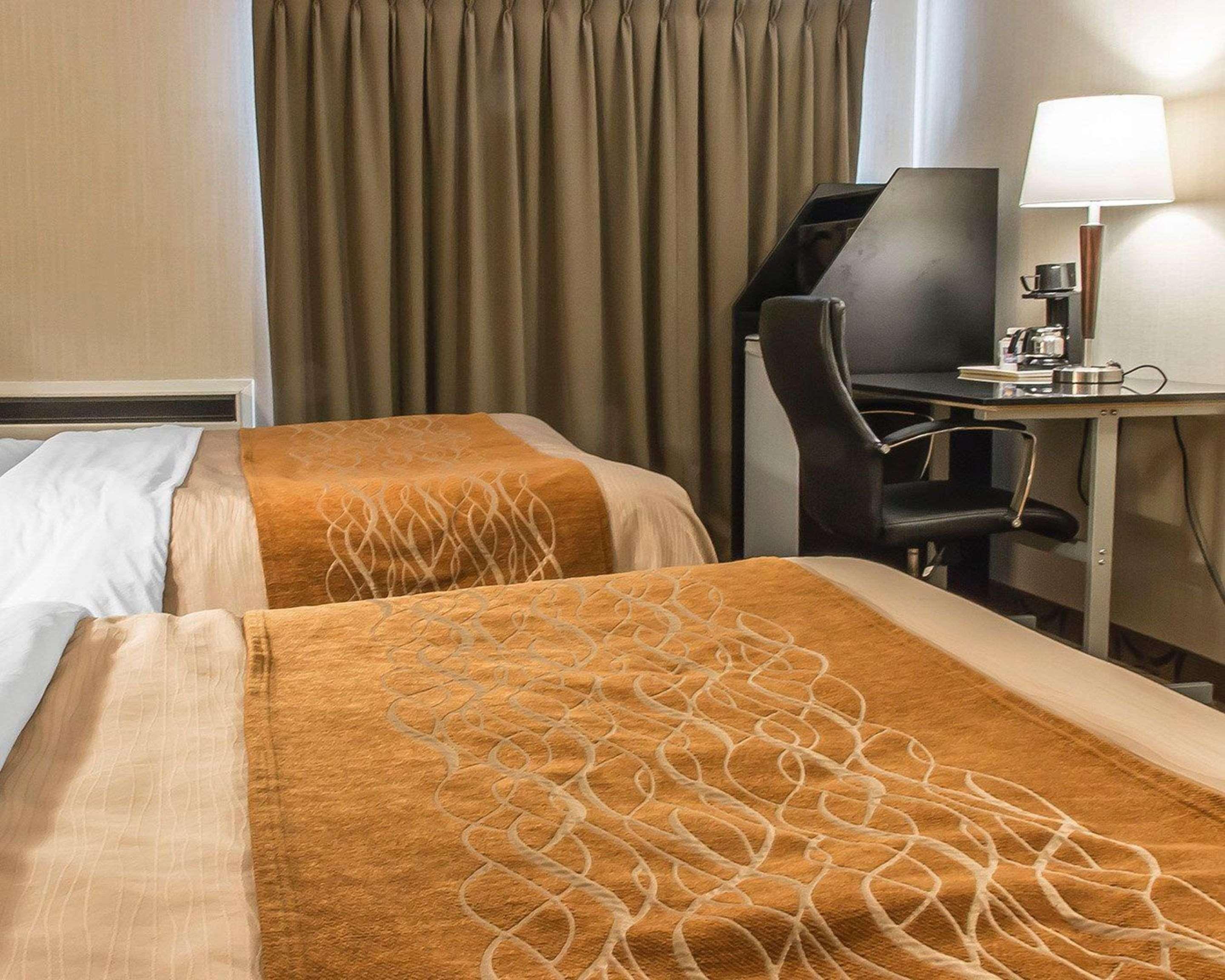 Comfort Inn Dryden Bagian luar foto