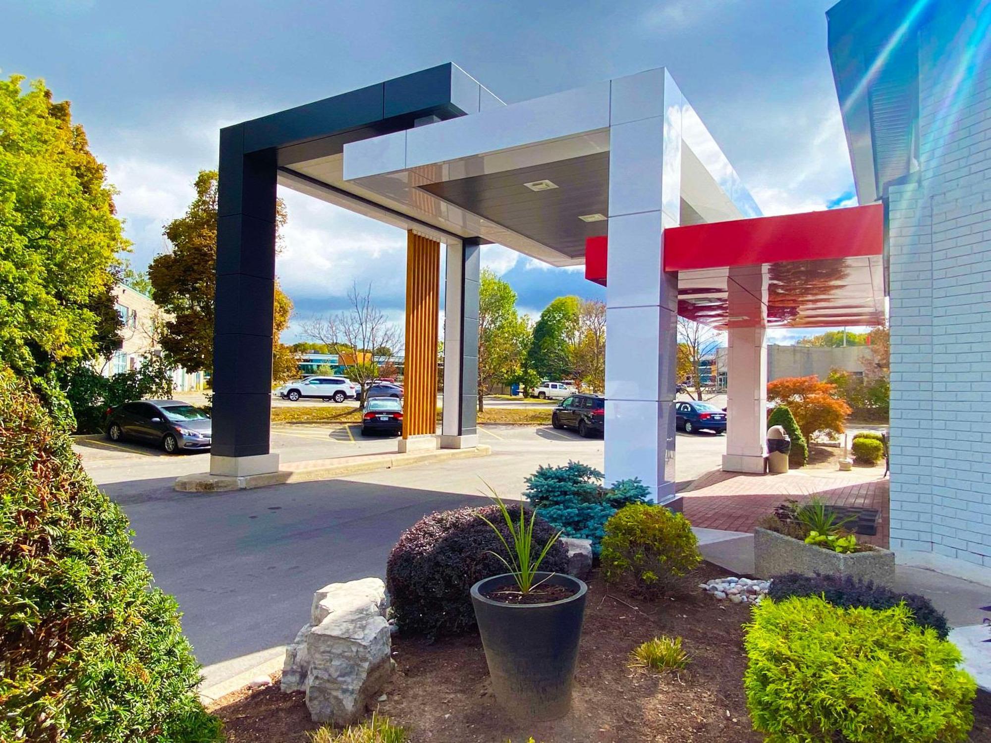 Comfort Inn Dryden Bagian luar foto