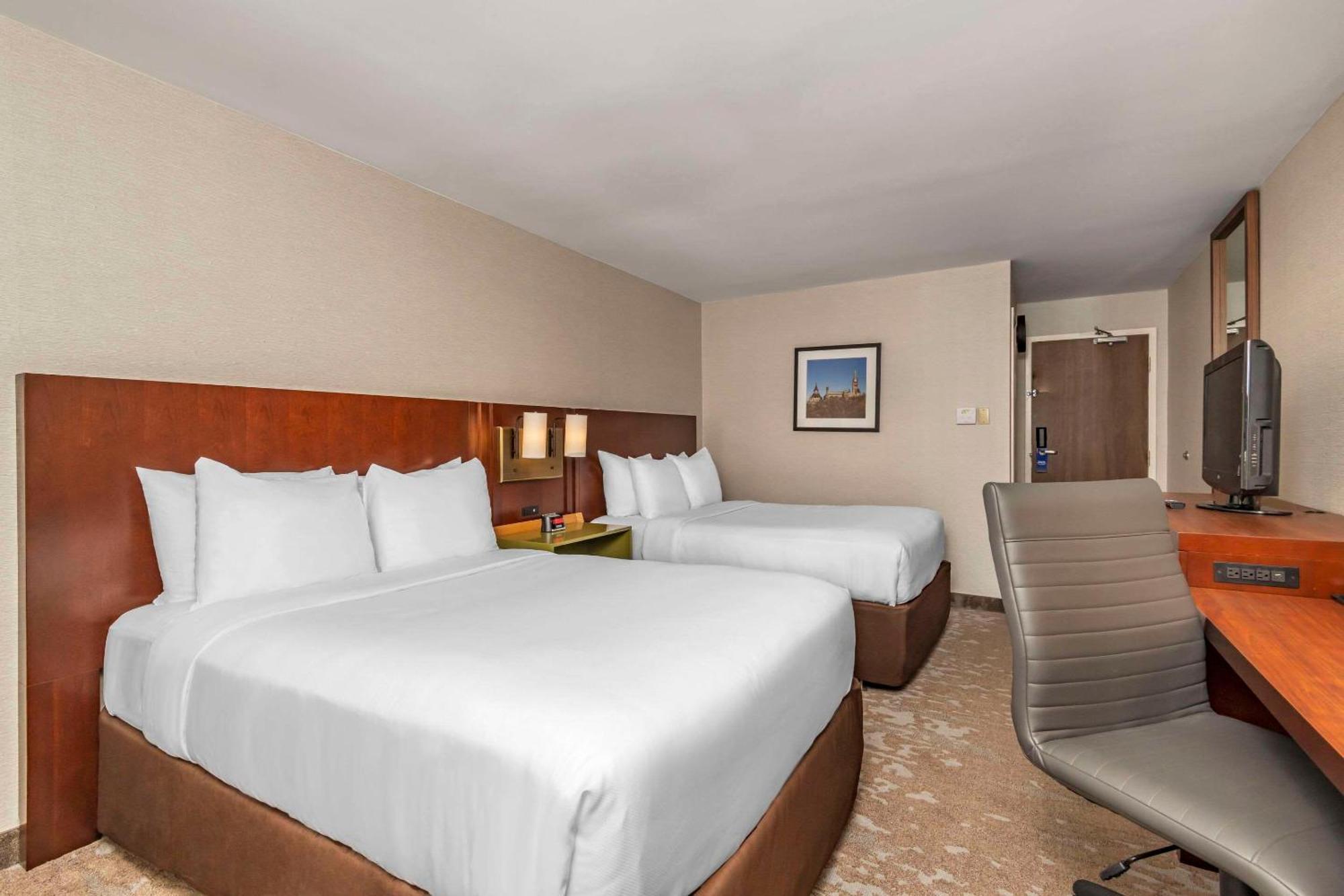 Comfort Inn Dryden Bagian luar foto