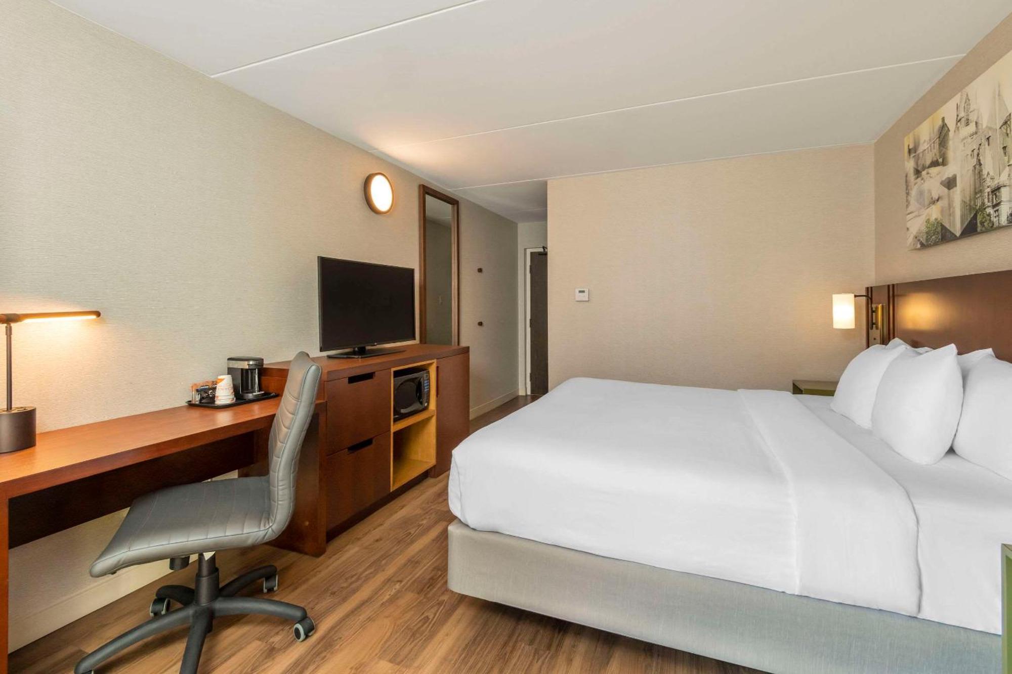 Comfort Inn Dryden Bagian luar foto
