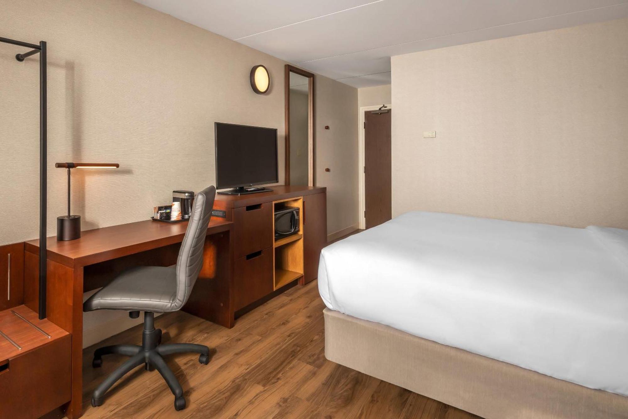 Comfort Inn Dryden Bagian luar foto