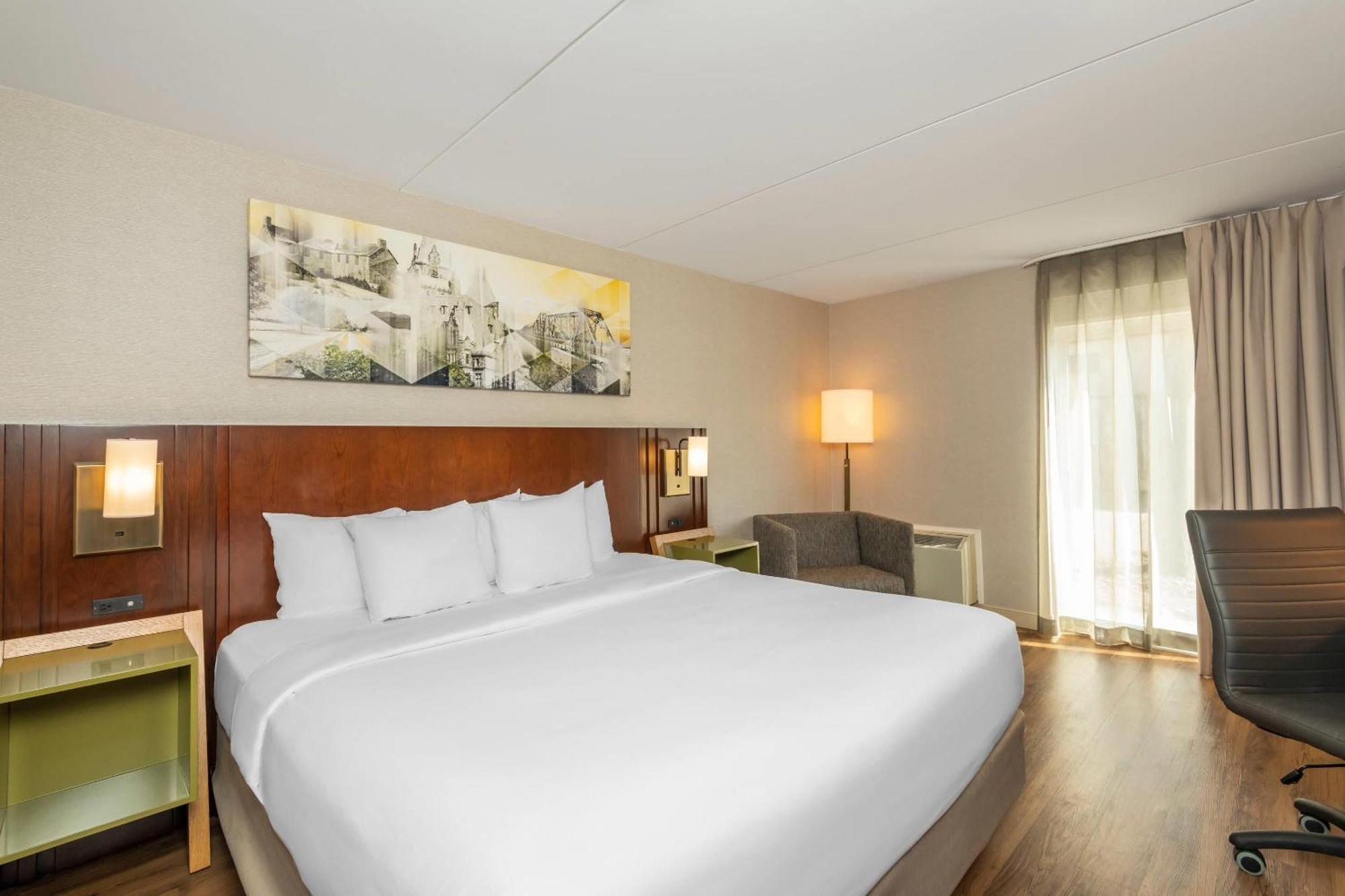 Comfort Inn Dryden Bagian luar foto