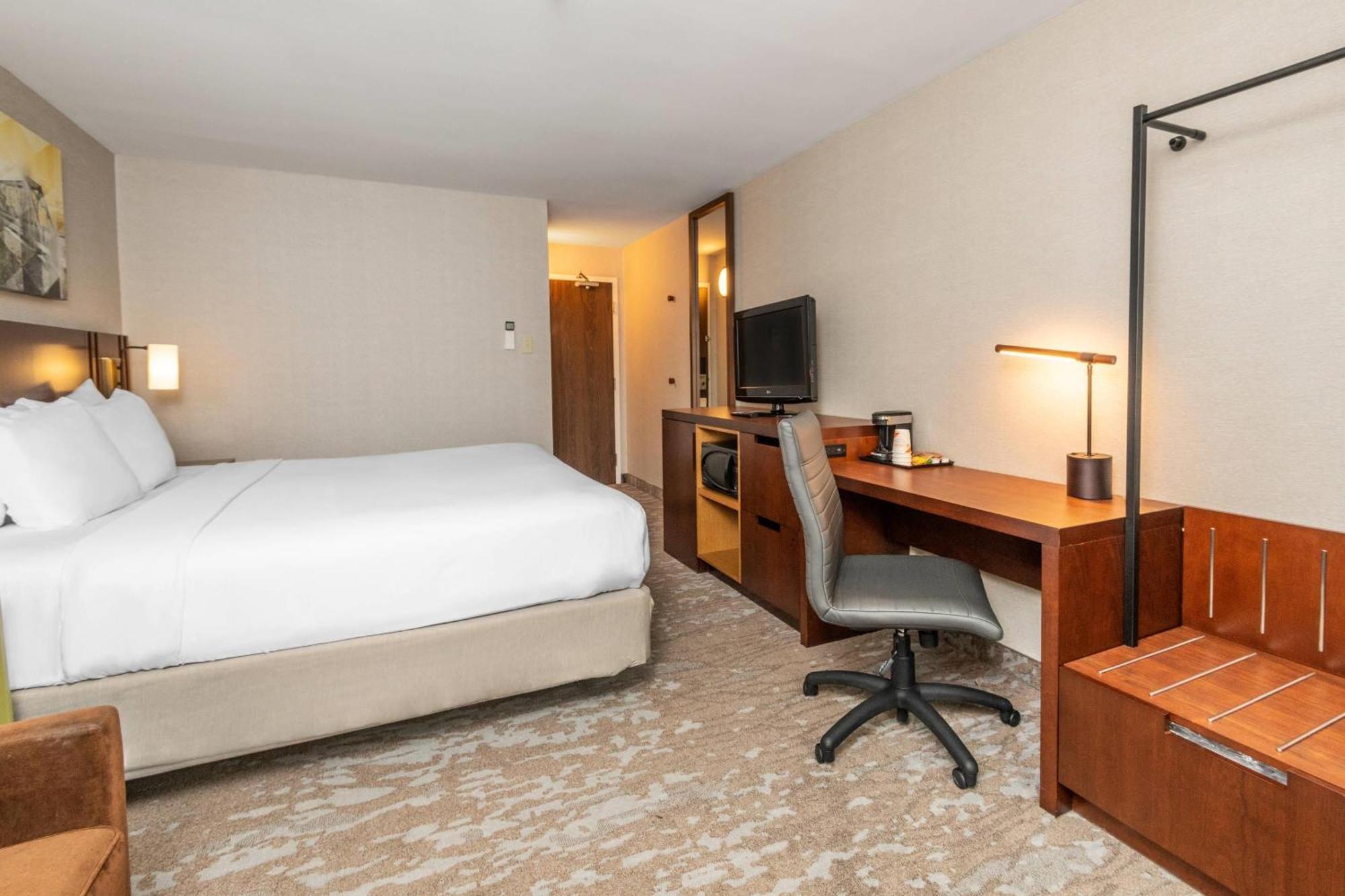 Comfort Inn Dryden Bagian luar foto